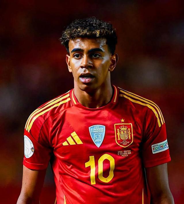 非洲球员在欧洲杯赛大放异彩,成为明星的简单介绍 非洲球员在欧洲杯赛大放异彩,成为明星的简单介绍