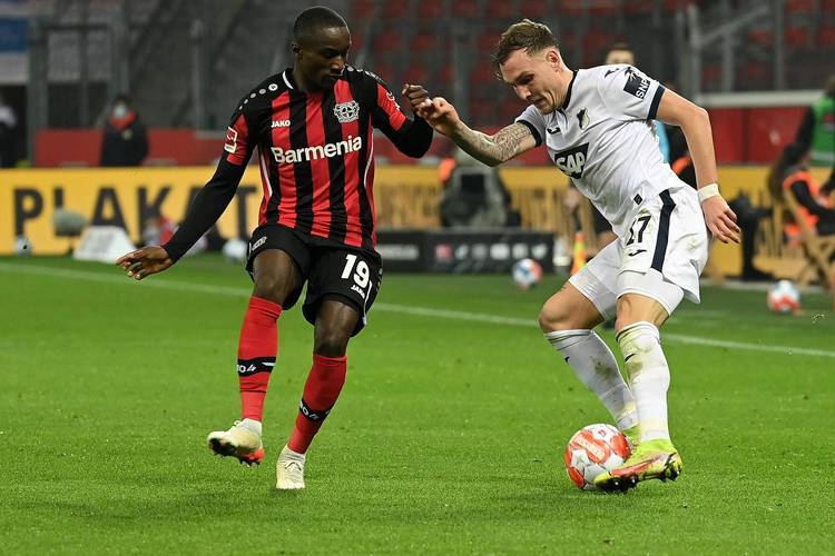 关于沃尔夫斯堡遭遇惨败,德甲保级压力不小的信息 关于沃尔夫斯堡遭遇惨败,德甲保级压力不小的信息