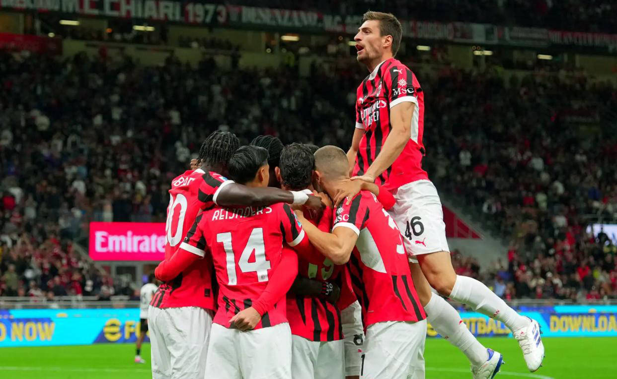 包含AC米兰客场惨败，冠军梦正逐渐破灭的词条