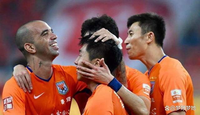 开云体育网页版入口-鲁能攻入两球，轻松战胜对手