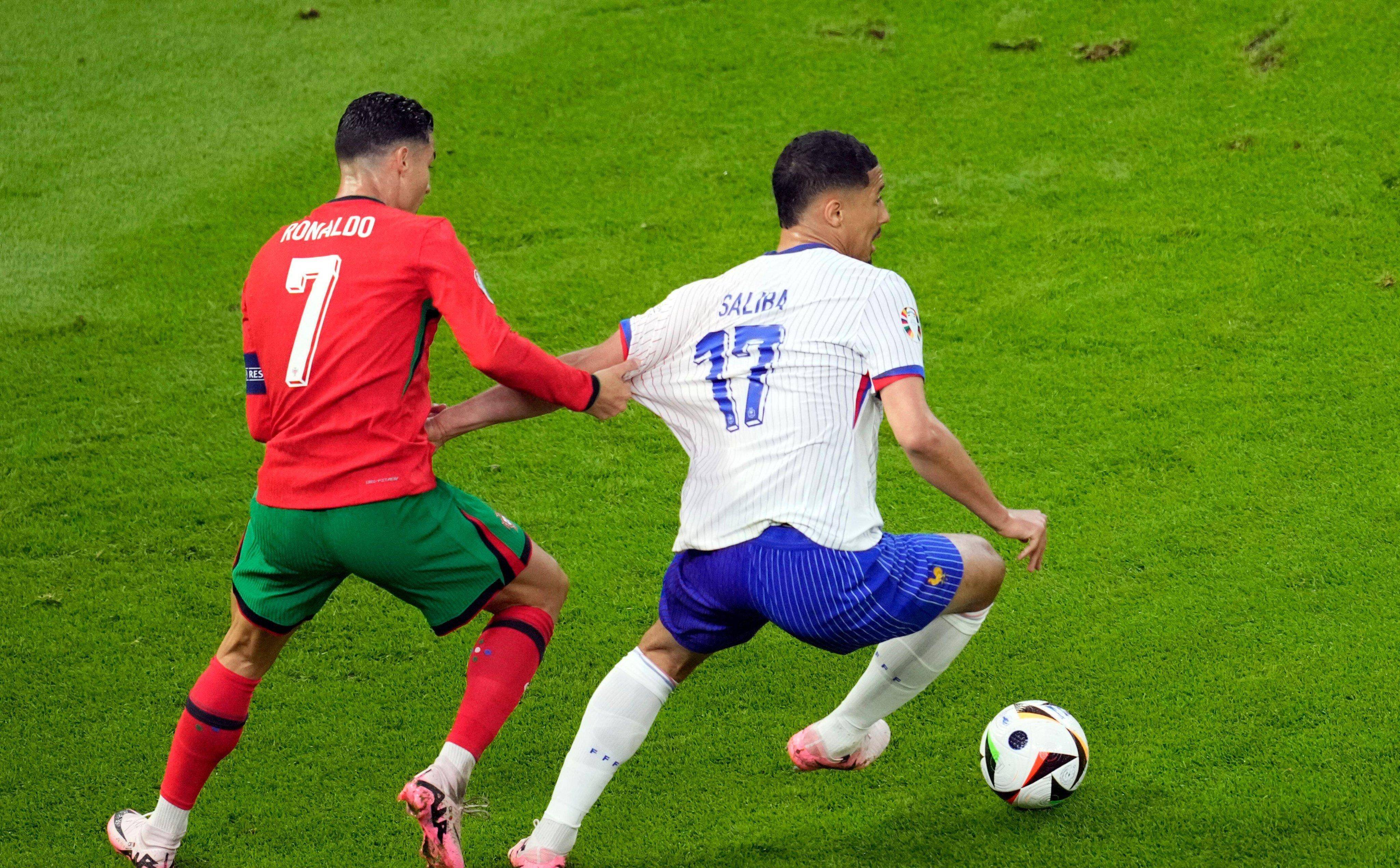 开云体育在线-突尼斯国家队阵容调整，冲击世界杯冠军的简单介绍