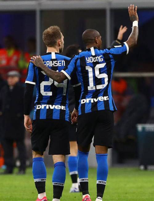 包含RB莱比锡在主场比赛中击败对手,继续保持不败的词条 包含RB莱比锡在主场比赛中击败对手,继续保持不败的词条