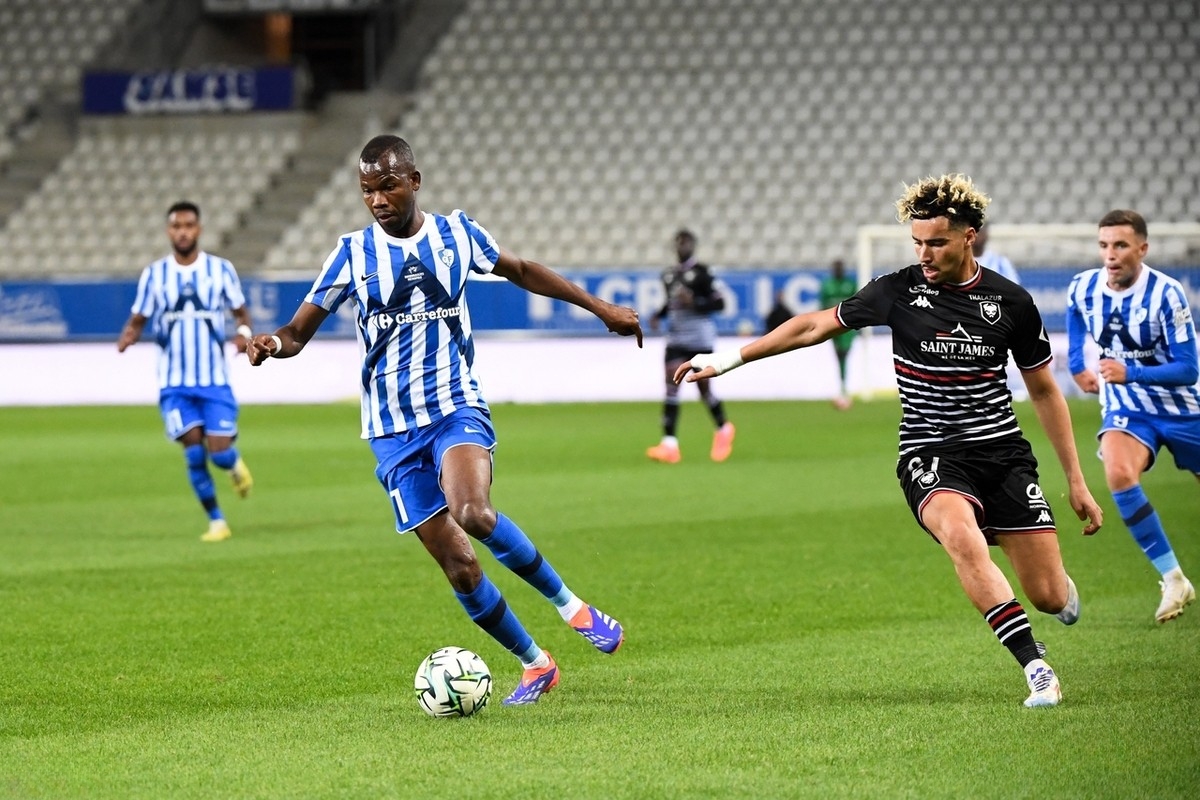 开云体育app下载-美因茨主场逼平门兴，客队遭遇赛季首平的简单介绍