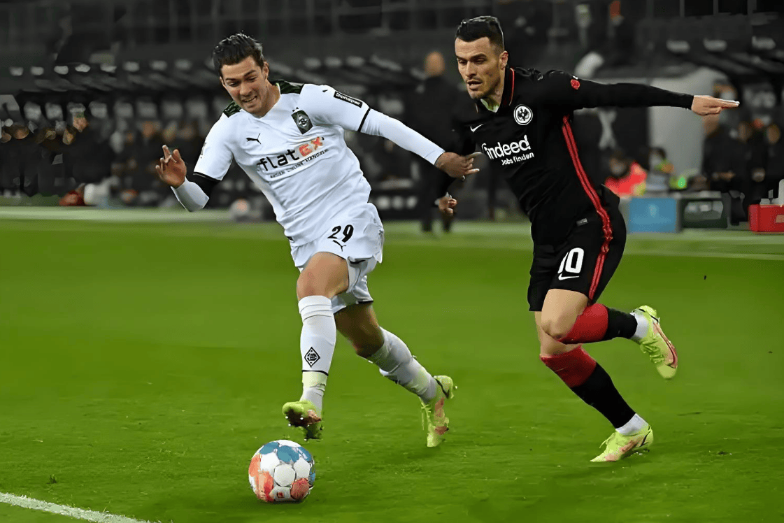 美因茨主场逼平门兴,客队遭遇赛季首平的简单介绍 美因茨主场逼平门兴,客队遭遇赛季首平的简单介绍