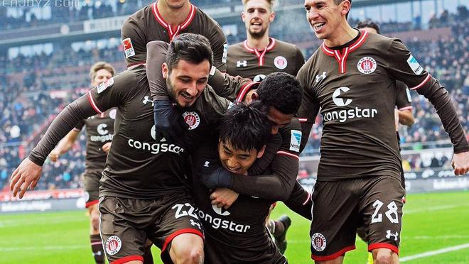 凯泽斯劳滕青年队球员获邀参与联赛战况激烈的简单介绍 凯泽斯劳滕青年队球员获邀参与联赛战况激烈的简单介绍