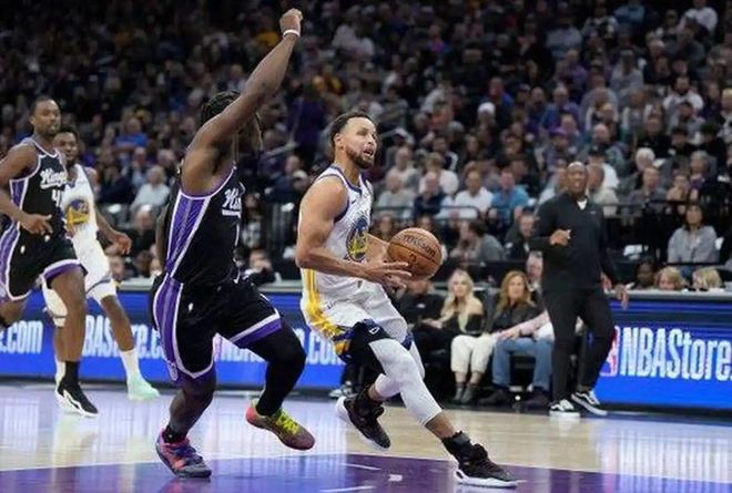 勇士队关键时刻挺身而出,库里成全队得分王的简单介绍 勇士队关键时刻挺身而出,库里成全队得分王的简单介绍