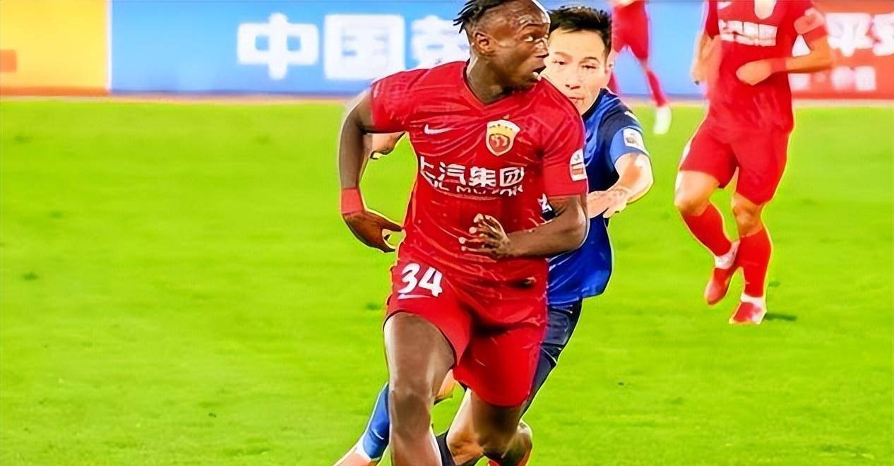 开云体育在线登录-传闻外援提前解约，球队风波不断