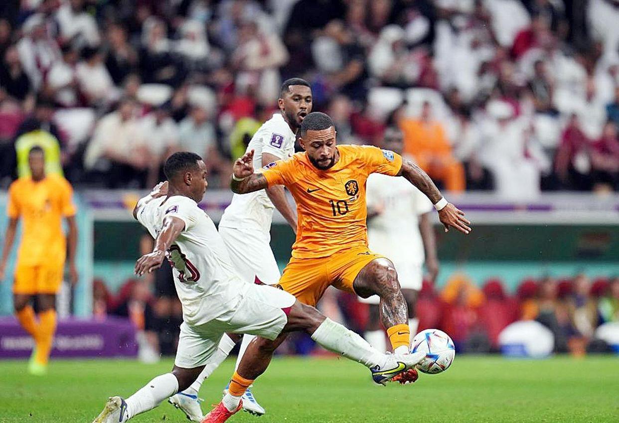 开云体育官网入口-荷兰运动员击败对手，勇夺金牌