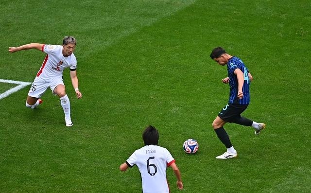 开云体育app下载-国米中场因伤休战，对球队实力造成一定影响