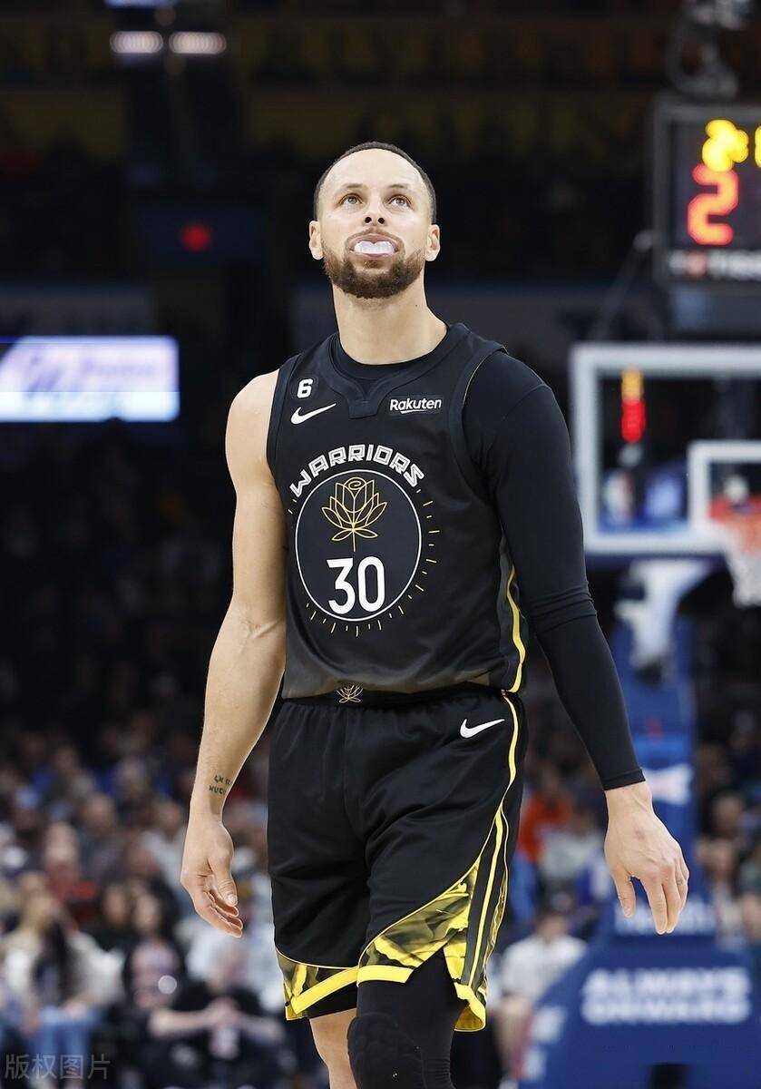 包含克罗托内客场不敌锡耶纳,遭遇挑战的词条 包含克罗托内客场不敌锡耶纳,遭遇挑战的词条