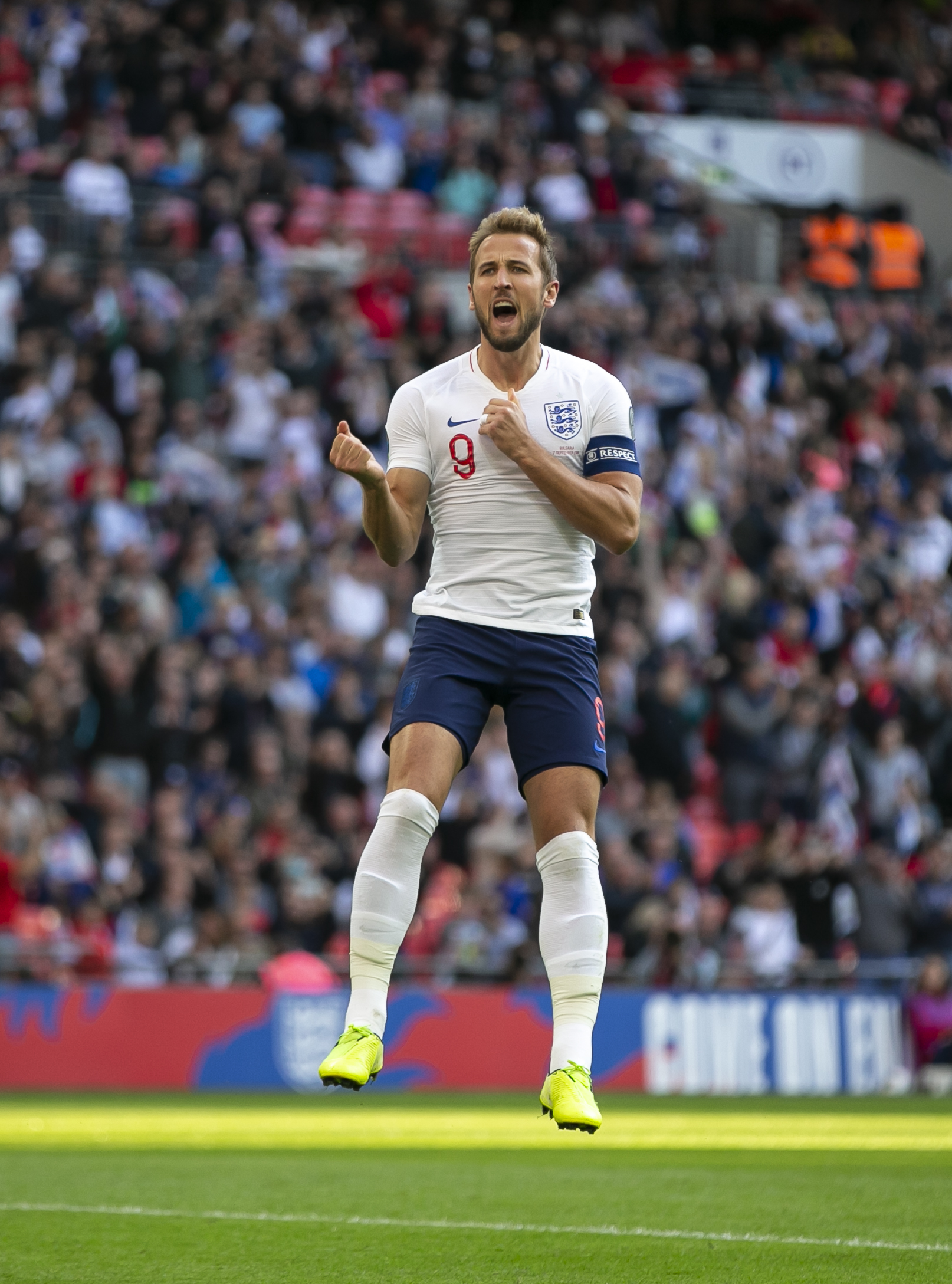 开云体育app-英格兰队实力超群，欧锦赛冠军热门之一的简单介绍